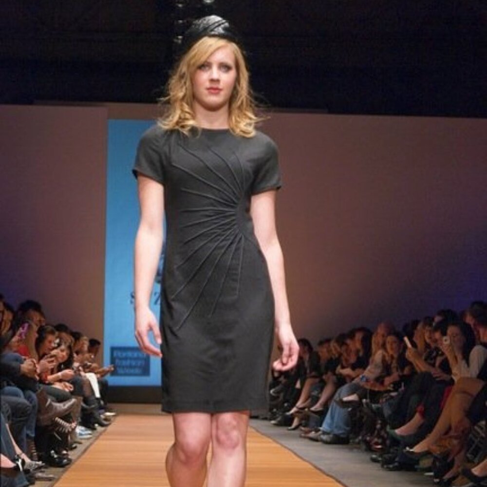 NWT 2000s Deadstock Suzabelle Black Retro Pintuck Pleated Pencil Dress